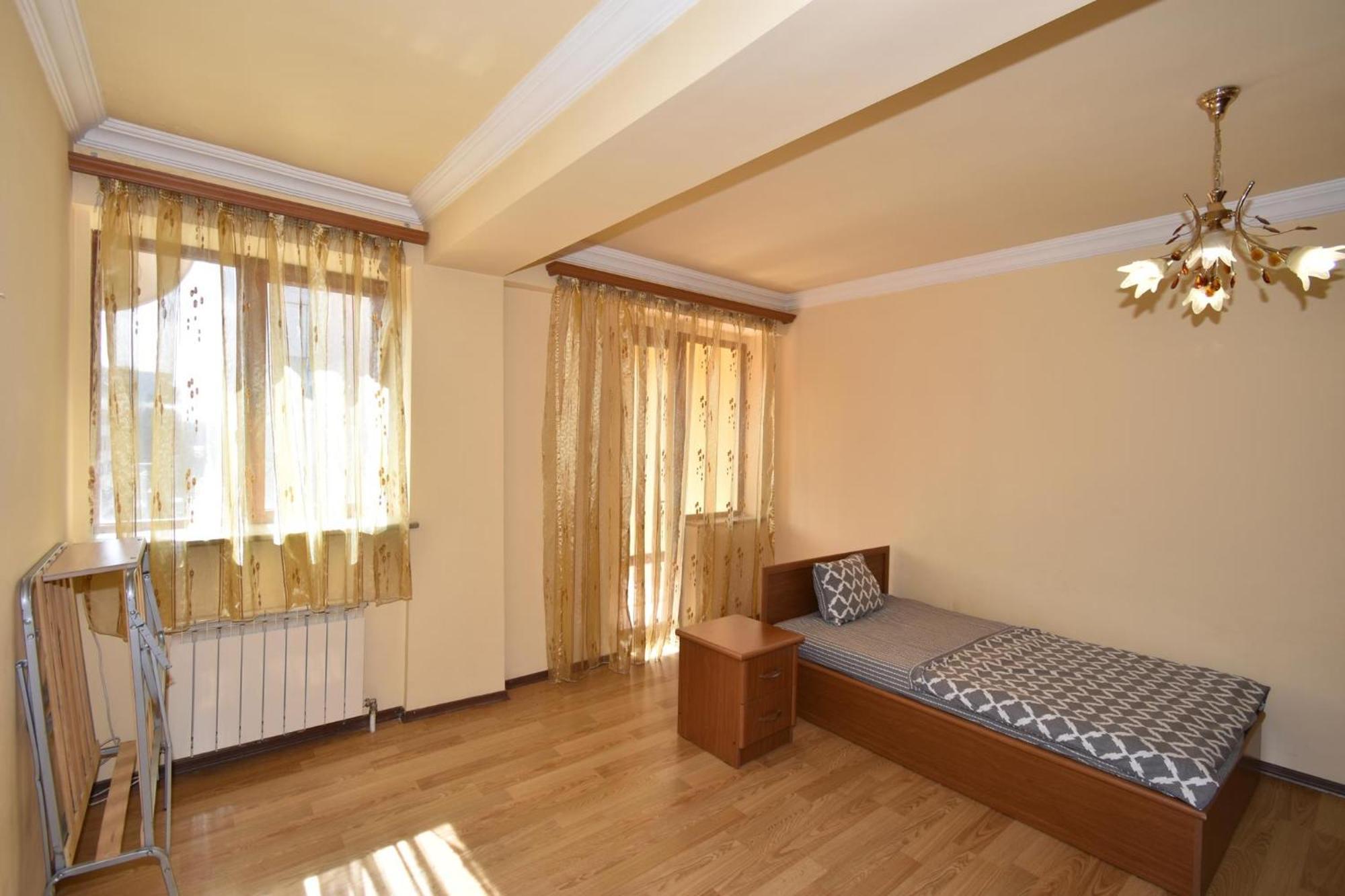 Hotel Costa Єреван Екстер'єр фото